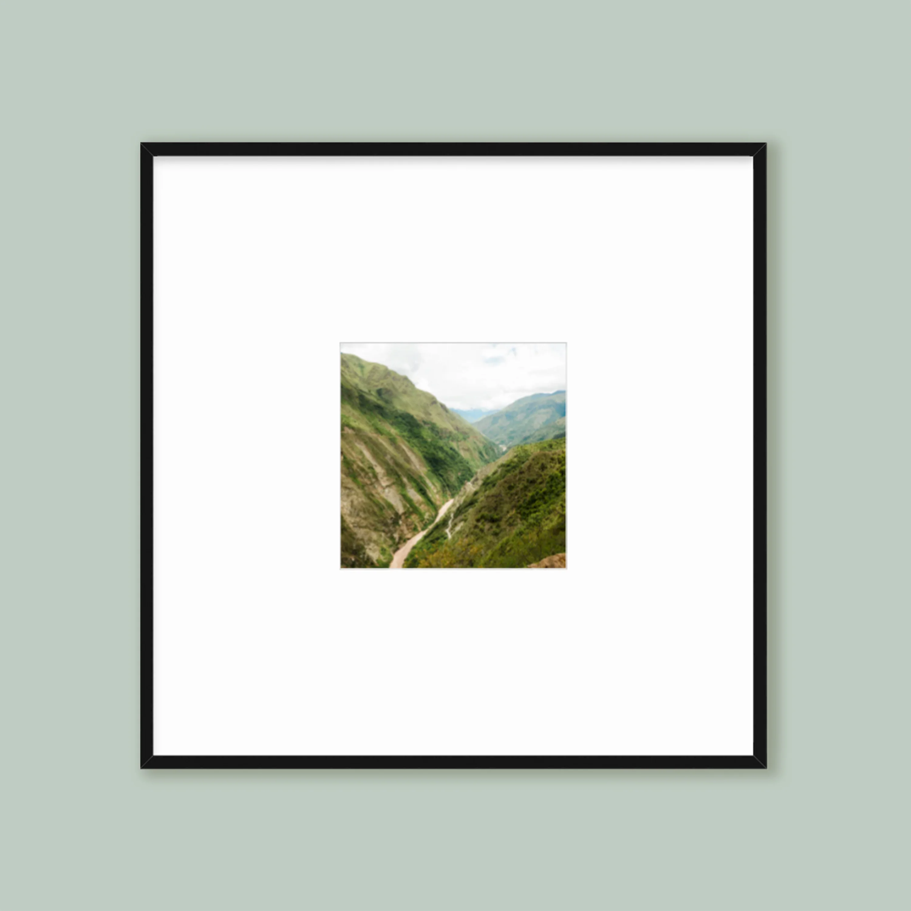 The Oversized Grid: Single Frame