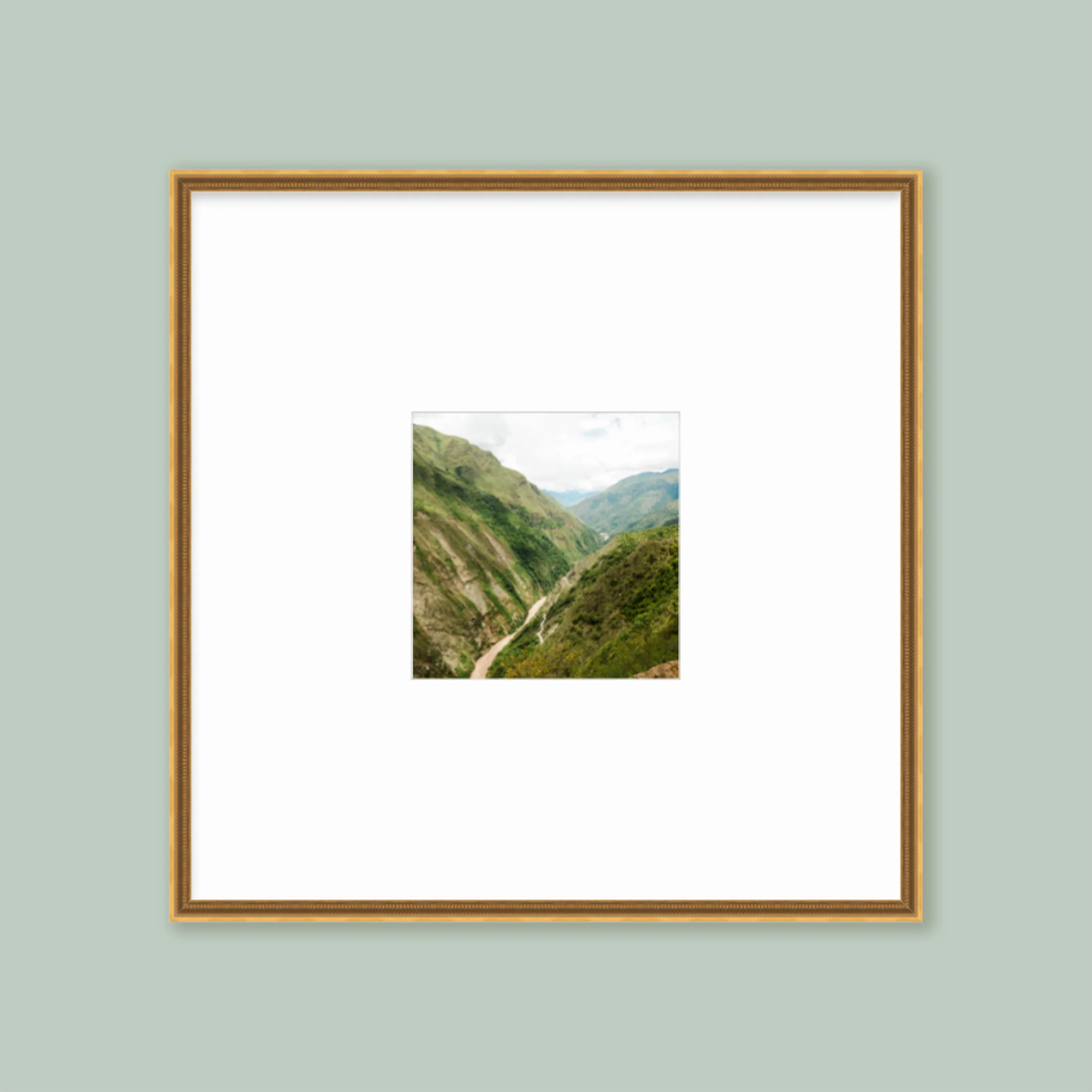 The Oversized Grid: Single Frame - Image 2
