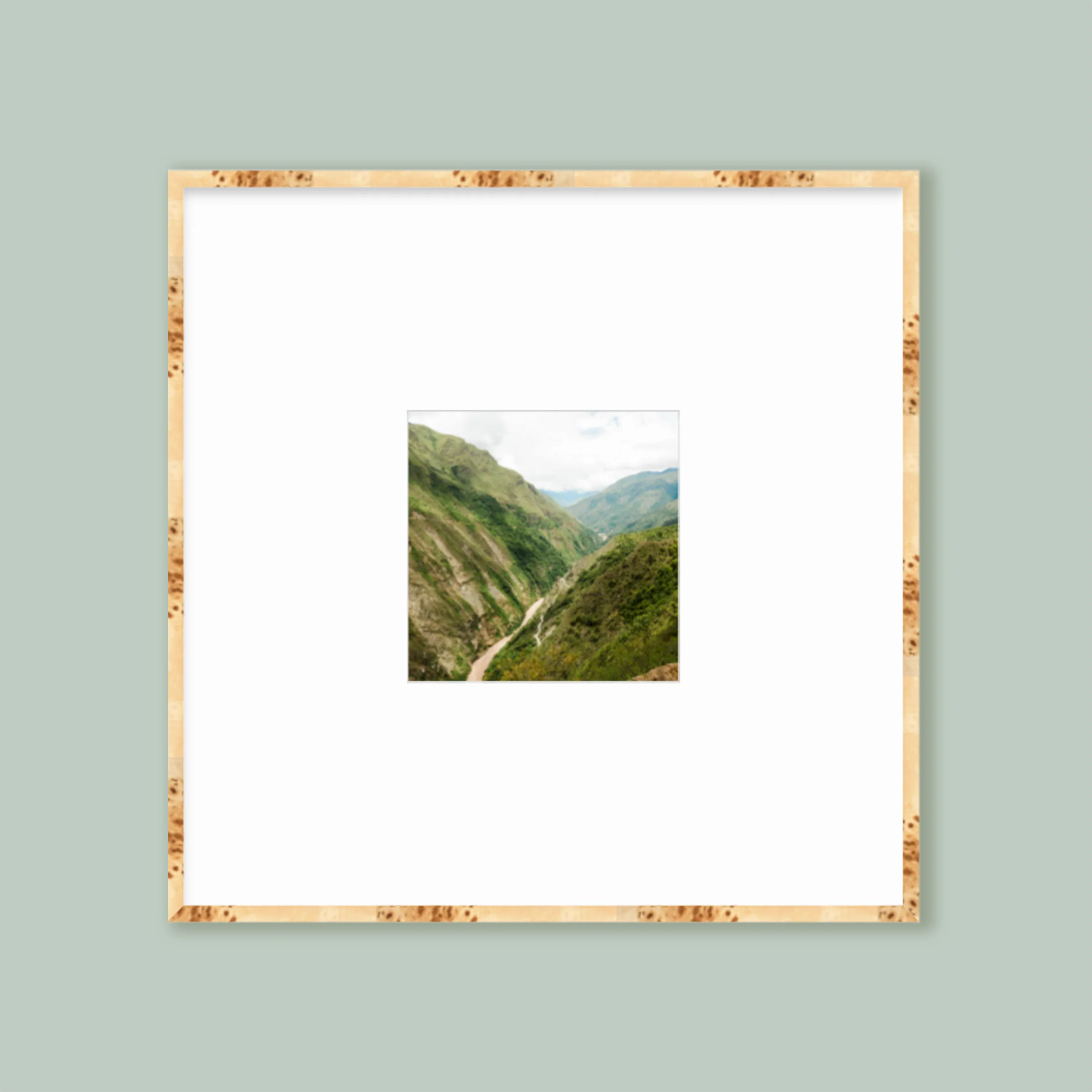 The Oversized Grid: Single Frame - Image 3