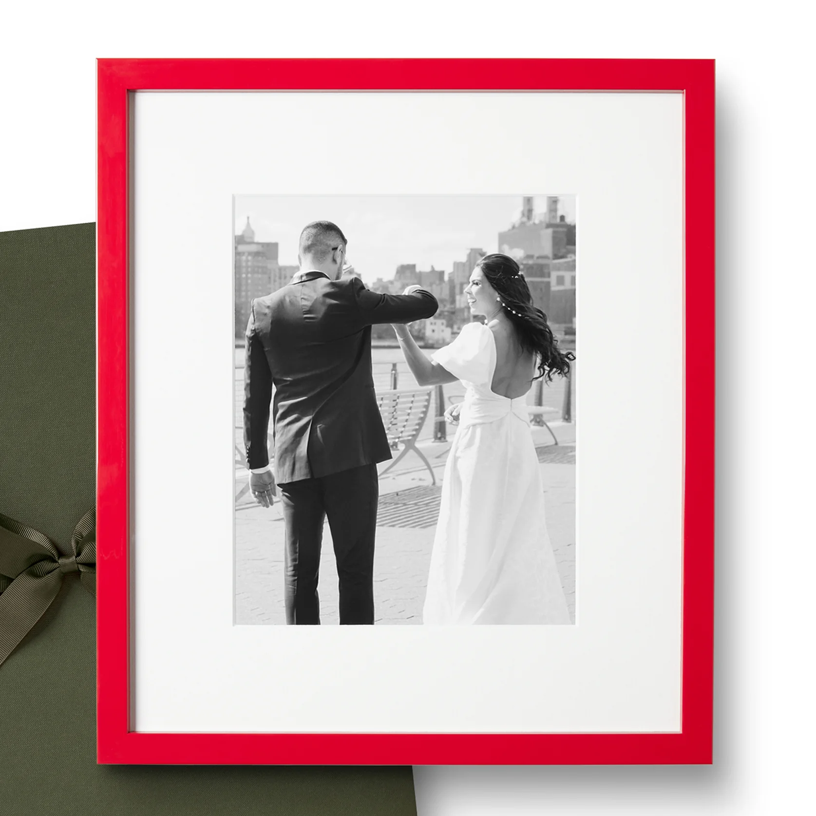The Perfect Gift: 14x16 - Image 27