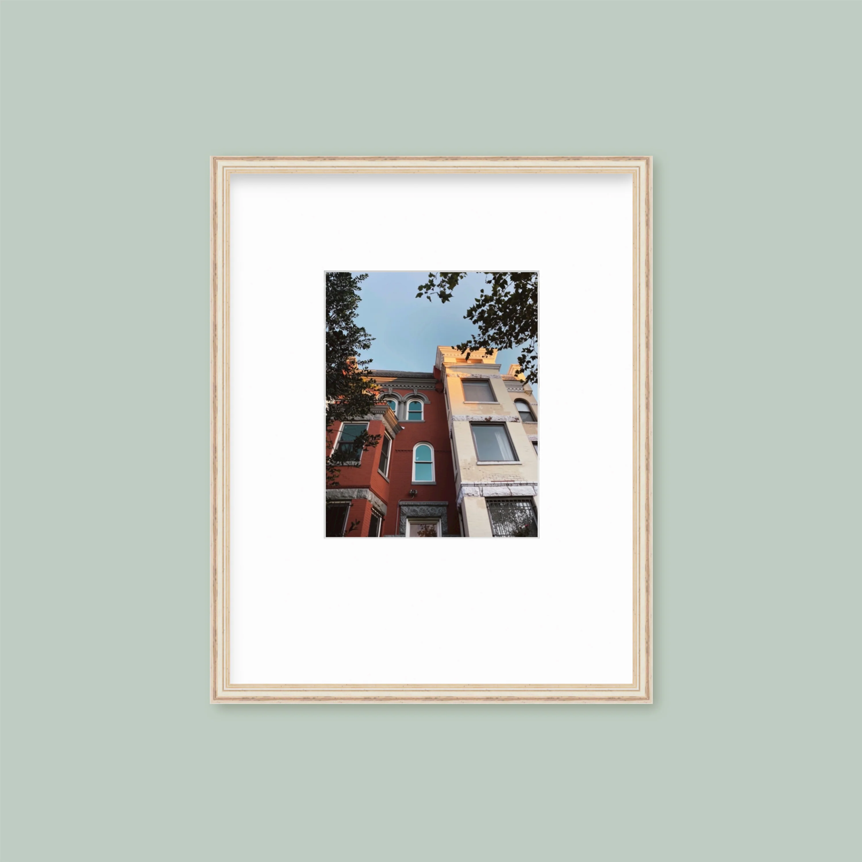 The Wide Grid: Single Frame - Image 5